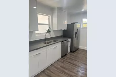 3310 SW 94th Pl, Miami, FL 33165 - Photo 5