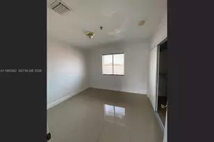 8031 NW 8th St, Miami, FL 33126 - Photo 11