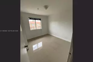 8031 NW 8th St, Miami, FL 33126 - Photo 13