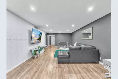 6201 N Falls Cir Dr #210, Lauderhill, FL 33319 - Photo 5