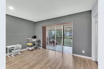 6201 N Falls Cir Dr #210, Lauderhill, FL 33319 - Photo 9