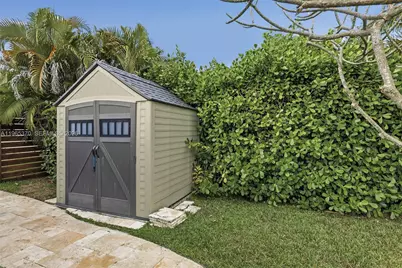 1910 NW 41st Street, Oakland Park, FL 33309 - Photo 43