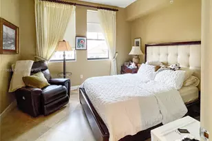 55 Merrick Wy, Coral Gables, FL 33134 - Photo 19