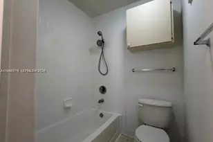 3987 NW 87th Ave, Sunrise, FL 33351 - Photo 5