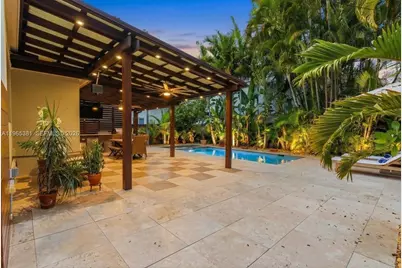 1737 SW 10th St, Miami, FL 33135 - Photo 43