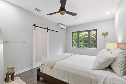 1737 SW 10th St, Miami, FL 33135 - Photo 21
