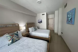 170 SE 14th St, Miami, FL 33131 - Photo 13