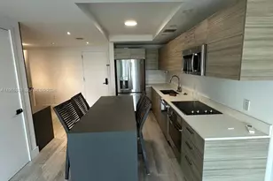 121 NE 34th St, Miami, FL 33137 - Photo 5