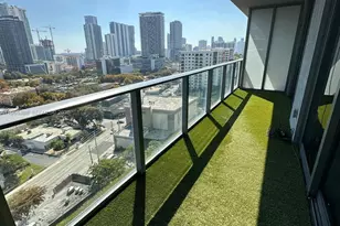 121 NE 34th St, Miami, FL 33137 - Photo 15