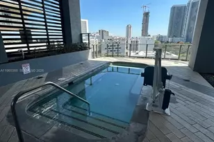 121 NE 34th St, Miami, FL 33137 - Photo 19