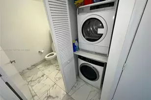 601 NE 36th St, Miami, FL 33137 - Photo 25