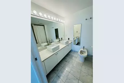 601 NE 36th St #3111, Miami, FL 33137 - Photo 13