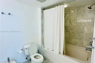 601 NE 36th St, Miami, FL 33137 - Photo 17