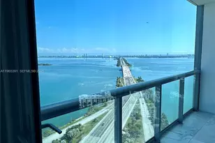 601 NE 36th St, Miami, FL 33137 - Photo 3