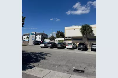 4201 Palm Ave, Hialeah, FL 33012 - Photo 43