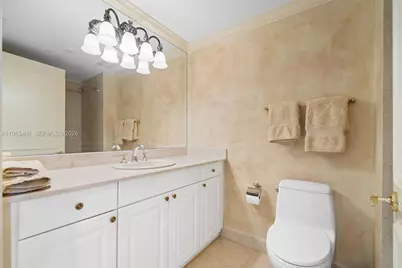 3201 NE 183rd St #1505, Aventura, FL 33160 - Photo 17