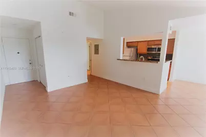 2321 NW 33rd St #213, Oakland Park, FL 33309 - Photo 3