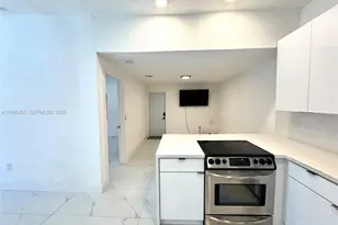 13550 NW 5th Ave, North Miami, FL 33168 - Photo 9