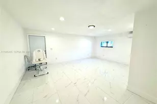 13550 NW 5th Ave, North Miami, FL 33168 - Photo 25