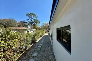 13550 NW 5th Ave, North Miami, FL 33168 - Photo 35