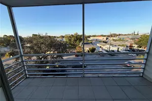 1830 Dixieanna St, Hollywood, FL 33020 - Photo 3