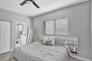 8518 SW 214th Ln, Cutler Bay, FL 33189 - Photo 17