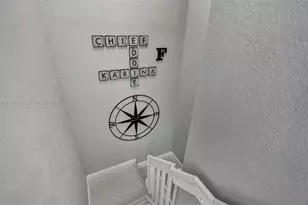 8518 SW 214th Ln, Cutler Bay, FL 33189 - Photo 15