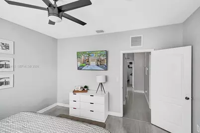 8518 SW 214th Ln, Cutler Bay, FL 33189 - Photo 19