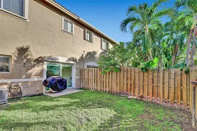 8518 SW 214th Ln, Cutler Bay, FL 33189 - Photo 31