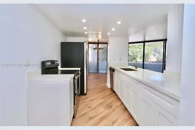 21075 NE 34th Ave #205-2, Aventura, FL 33180 - Photo 7