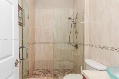 19301 Seneca Ave, Weston, FL 33332 - Photo 15