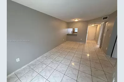 2721 NW 23rd Ct #4, Miami, FL 33142 - Photo 7