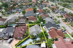 15642 SW 59th St, Miami, FL 33193 - Photo 5