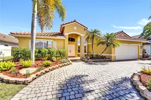 1553 SW 191st Ave, Pembroke Pines, FL 33029 - Photo 3