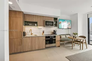 159 NE 6th St, Miami, FL 33132 - Photo 5