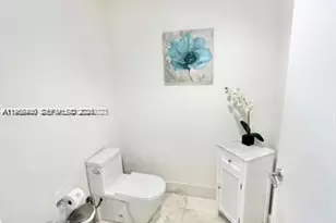 17121 Collins Ave, Sunny Isles Beach, FL 33160 - Photo 25