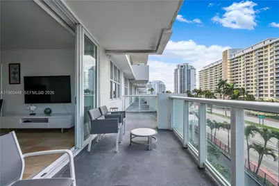 5601 Collins Ave #423, Miami Beach, FL 33140 - Photo 23