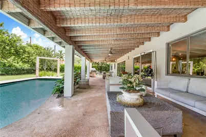 7401 SW 117th St, Pinecrest, FL 33156 - Photo 15