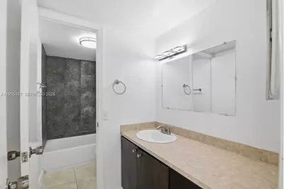 5050 NW 7th St #806, Miami, FL 33126 - Photo 27