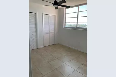 5050 NW 7th St #806, Miami, FL 33126 - Photo 5