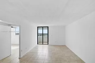 5050 NW 7th St, Miami, FL 33126 - Photo 17