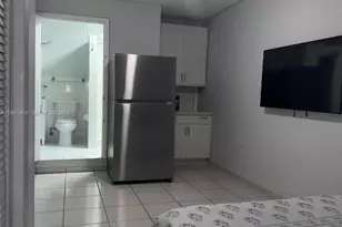 13142 SW 5th St, Miami, FL 33184 - Photo 5