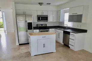 2772 SW 31st Ct, Miami, FL 33133 - Photo 7