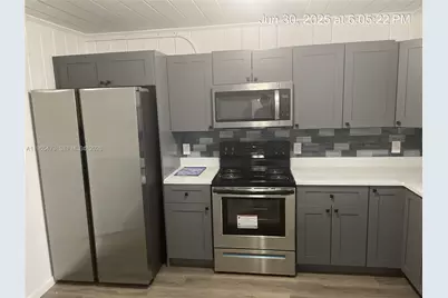 4000 Greenwood Ave, West Palm Beach, FL 33407 - Photo 9