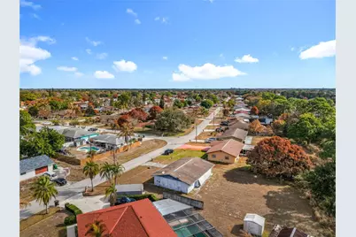 310 SE Calmoso Dr, Port Saint Lucie, FL 34983 - Photo 25