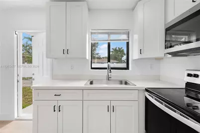 1918 Taft St #2, Hollywood, FL 33020 - Photo 7