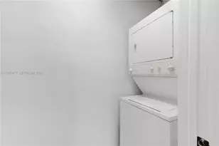 1918 Taft St, Hollywood, FL 33020 - Photo 15