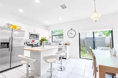 817 NE 211th St #0, Miami, FL 33179 - Photo 11