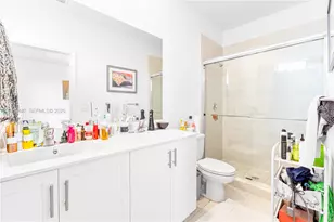 817 NE 211th St, Miami, FL 33179 - Photo 7