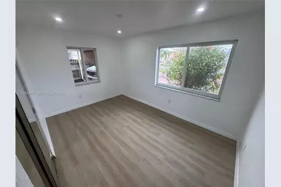 344 SW 80th Ave #-, Miami, FL 33144 - Photo 11